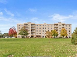 325 Village Grove Dr #209, Tecumseh, ON N8N 0B1