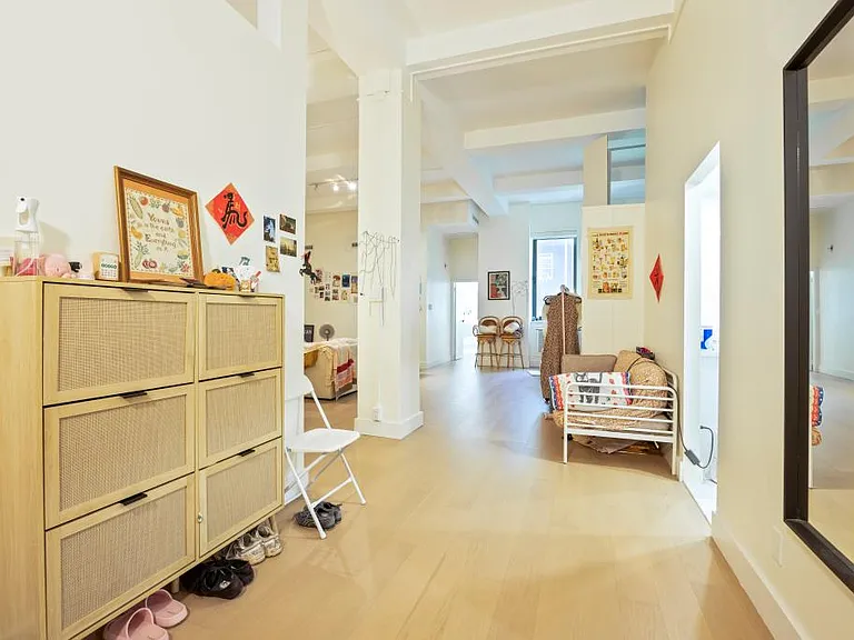 251 W 19th St #2C — Photo 21