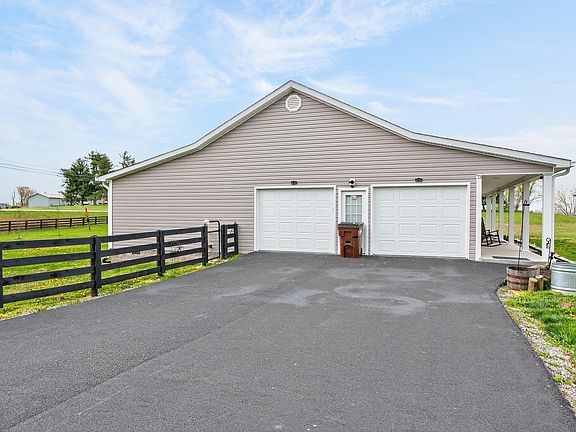 3rd image of 73 Lee Dr