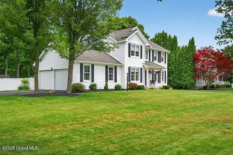 3rd image of 16 Spruce Street