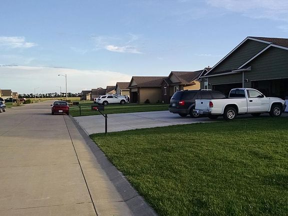 3rd image of 1 Bluestem Dr