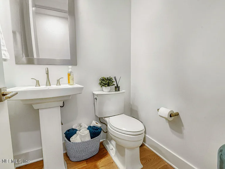 279 Bismarck Palm Rd — Photo 21