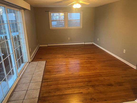 3rd image of 4296 Candlelight Ln #1