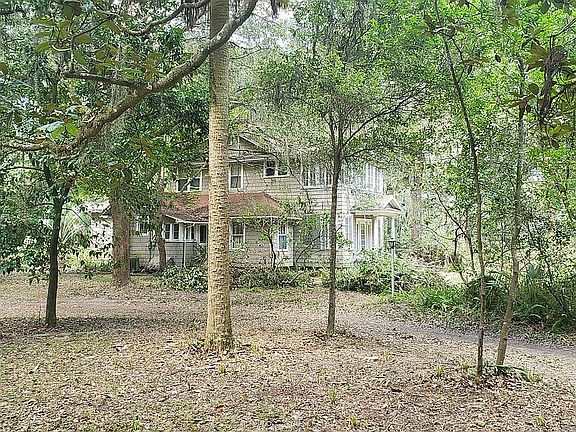 House from the driveway