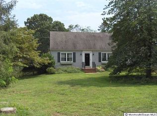 4 Wood Ln, Rumson, NJ 07760