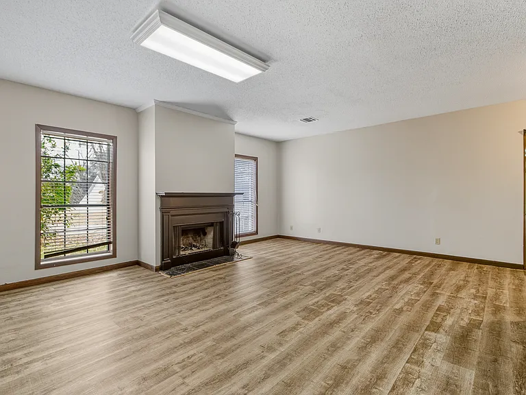 103 Pecan Bayou Dr — Photo 15