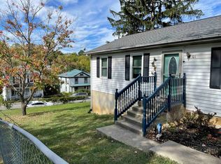 101 Lake Ave, Staunton, VA 24401