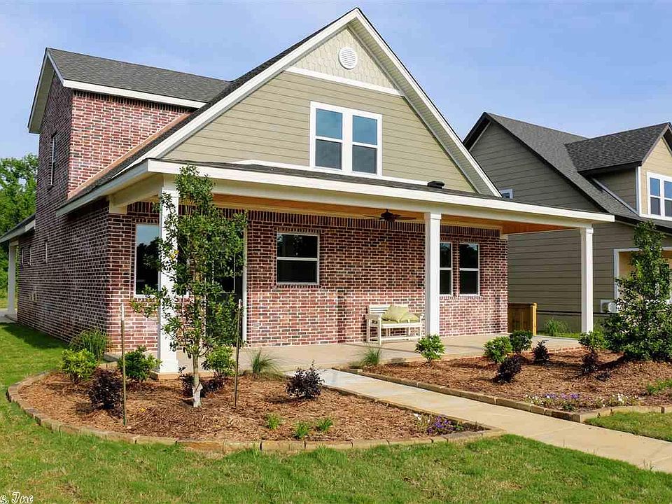 1st image of 1226 Essex Dr