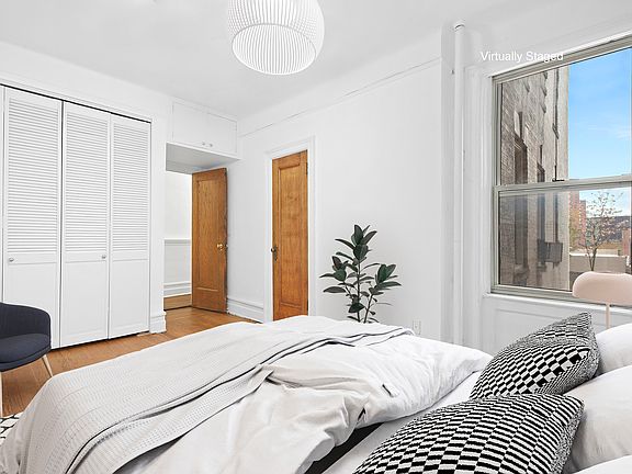 3rd image of 114 Morningside Dr APT 33