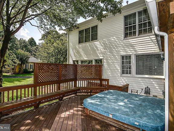 4th image of 12151 Richland Ln