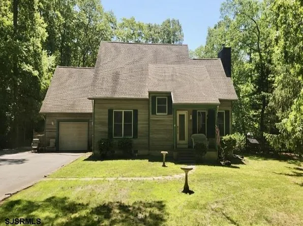 704 6th Ave, Galloway, NJ 08205