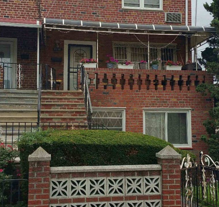 1st image of 9216 Kaufman Pl