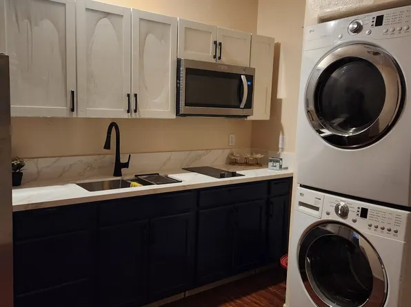 3915 Galiceno Dr #2, Las Vegas, NV 89122