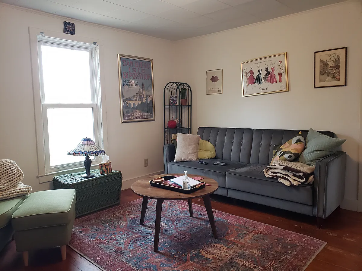 Building Photo - 1307 E Mifflin St #2
