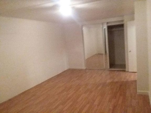 Xtra Large Bedroom 1