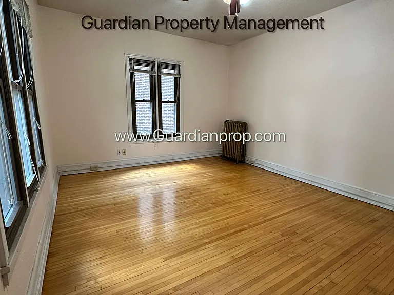 2876 Humboldt Ave S #105 — Photo 5