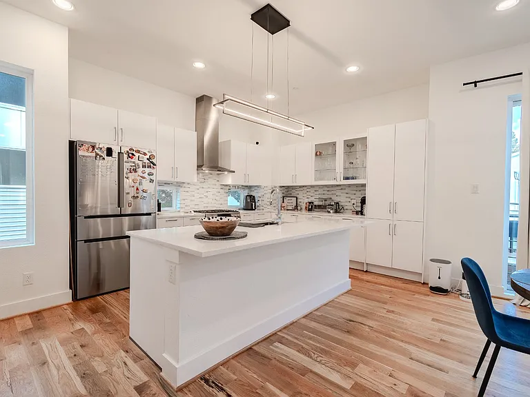 1904 Kearney Ct — Photo 18