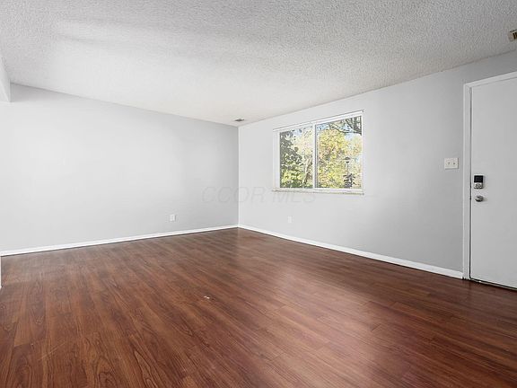 5th image of 7270-7292 Broadwyn Dr