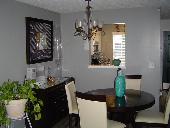 4th image of 5752 Blendonbrook Ln