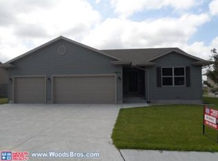 4015 Westgate Rd, Grand Island, NE 68803