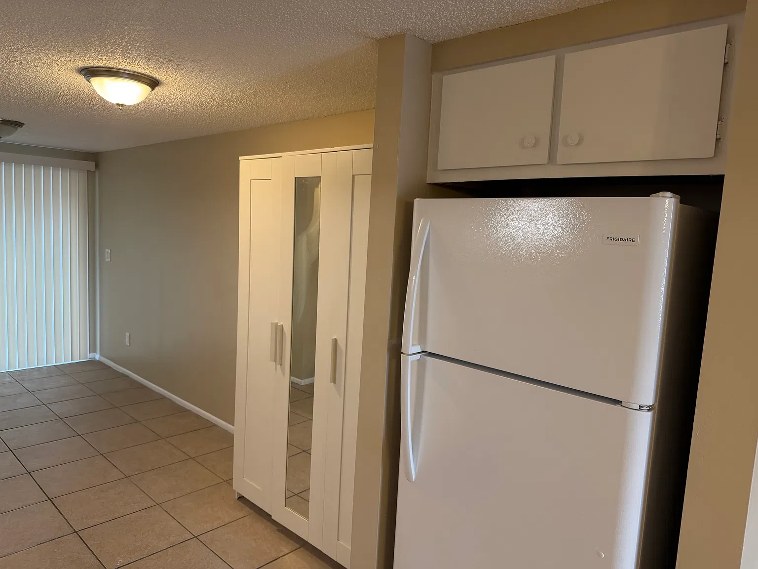 2 bed, 972 sqft, $1,500 — Photo 4