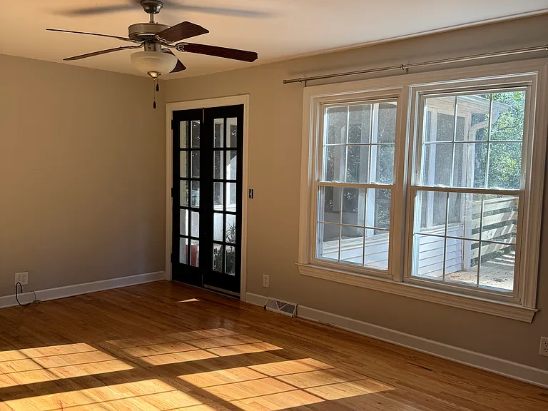 113 Cold Springs Rd — Photo 8
