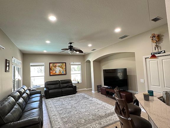 4th image of 31407 Anniston Dr