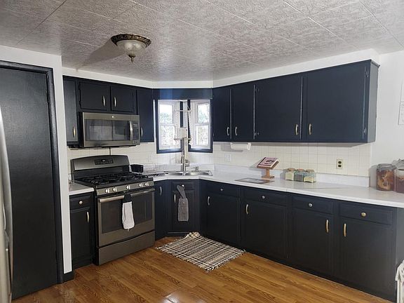 3rd image of S7267 Lake Road