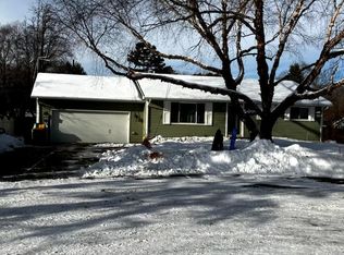 1202 Festler Ct, Northfield, MN 55057