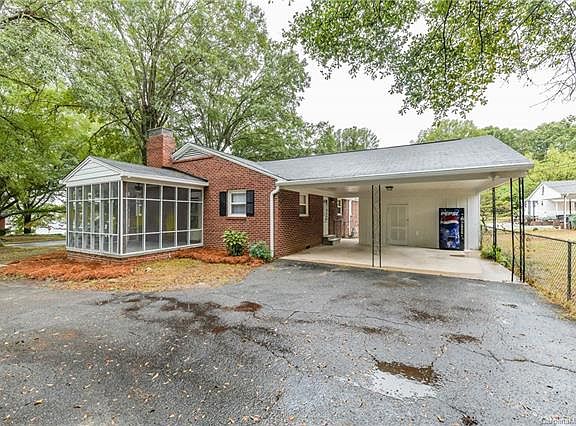 4th image of 1433 Westbrook Cir