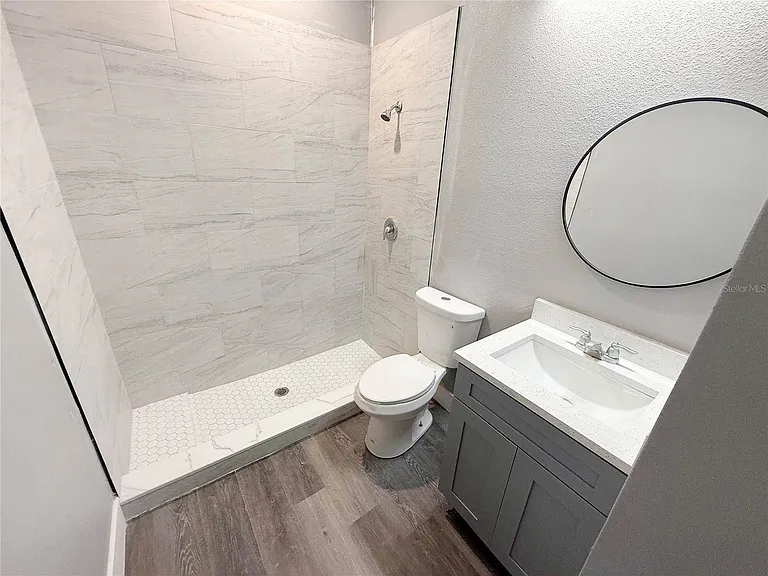 323 Pearl St #1 — Photo 29