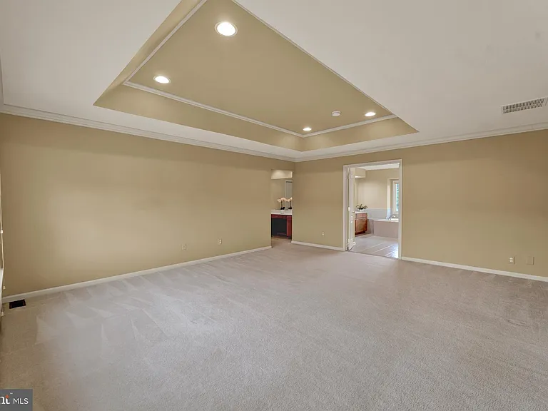 19 Meadowlark Dr — Photo 35