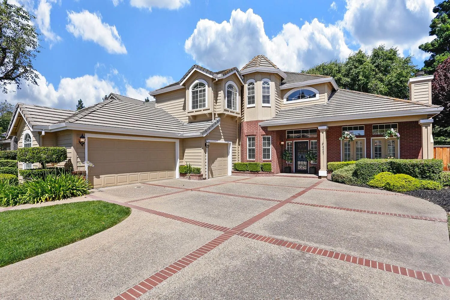 4047 Glen Abby Cir photo 1