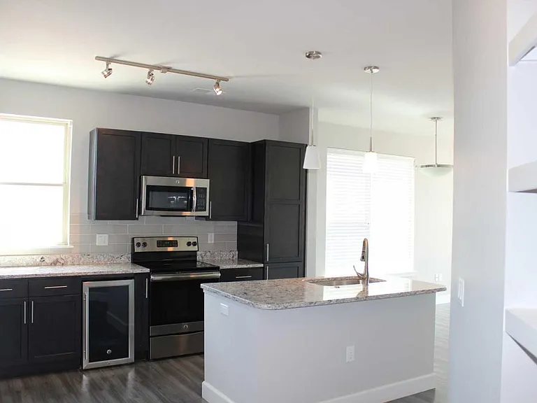 The Vue at Creve Coeur Apartments — Photo 140