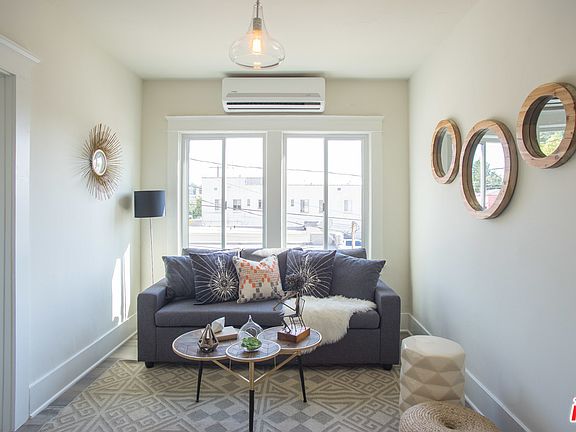 3rd image of 1441 Echo Park Ave #1