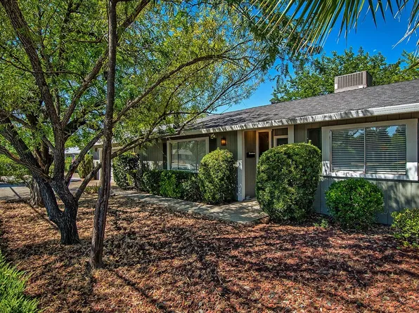 3120 Alta Mesa Dr, Redding, CA 96002