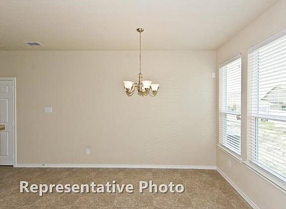 5th image of 10961 Colonial Heights Ln
