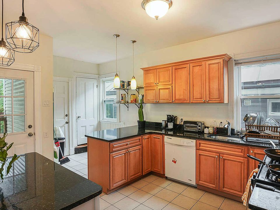 landlord_unit_photo_0.25