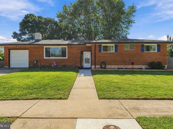 15 Plasket Ave, Salem, NJ 08079