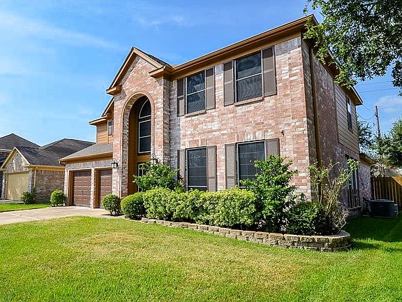 2nd image of 2323 Trotter Dr