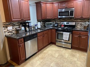 95 Linden Pl, Red Bank, NJ 07701