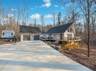 200 N Foxglove Rd, Westminster, SC 29693