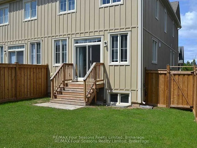 309 Yellow Birch Cres — Photo 27