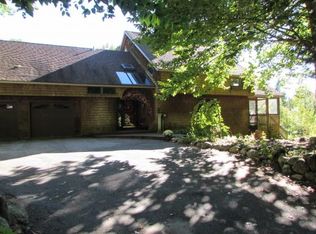 182 McCoy Rd, Sharon, NH 03458