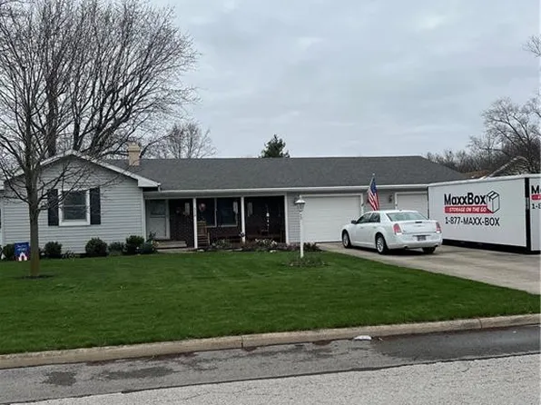 512 Kirk Dr, Findlay, OH 45840
