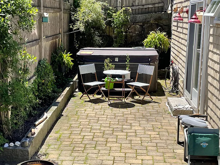 5 Connolly Pl — Photo 4