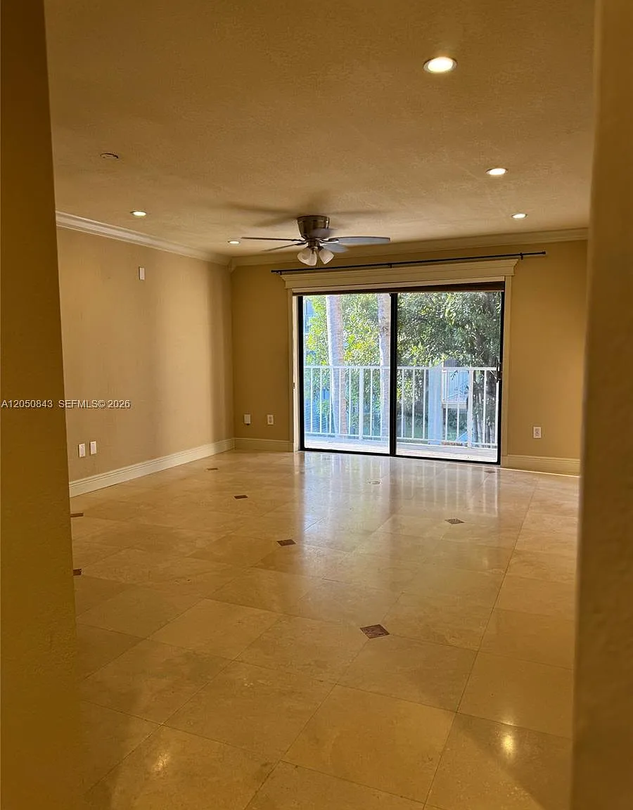 Wisperwood Village Condo — Photo 3