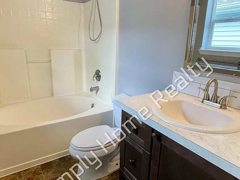 1622 Division St SW — Photo 10