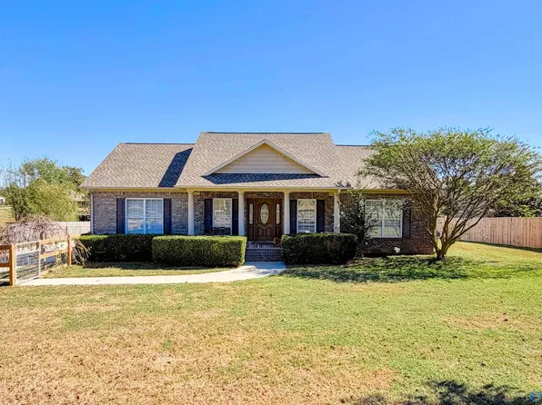 18934 Lydia Corey Rd, Athens, AL 35614