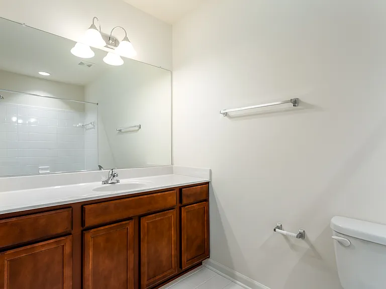 228 Patchwork Dr — Photo 4